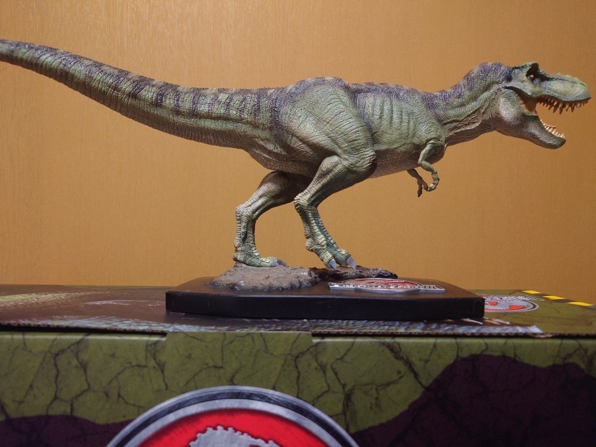福井県立恐竜博物館監修 スペイン展限定 荒木一成原型 恐竜フィギュア2