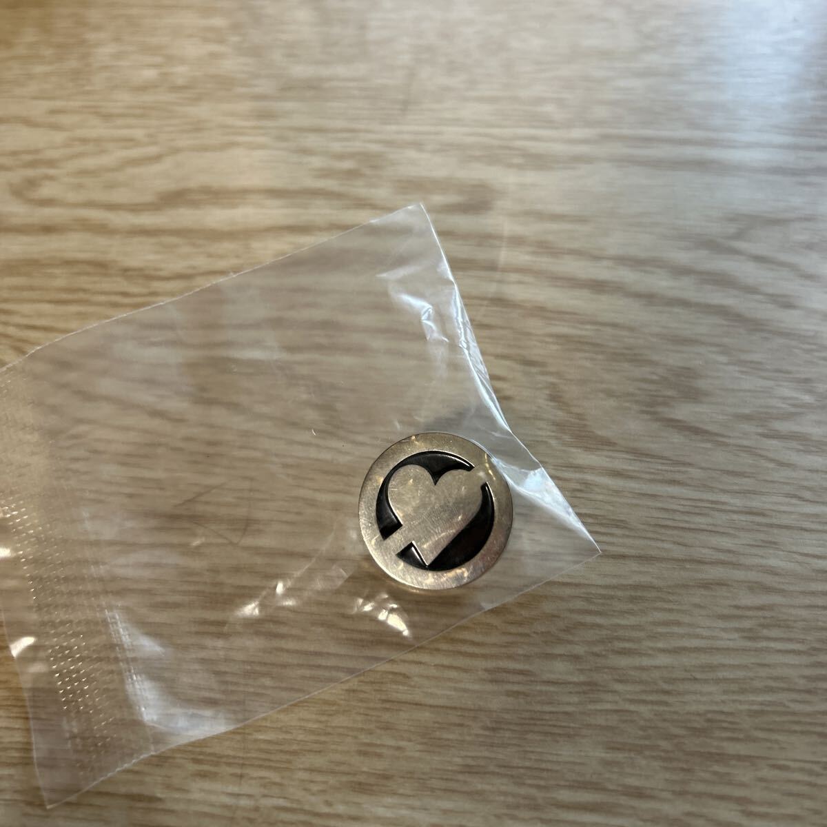 2026年最新】シュプリーム(Supreme)のピンバッジ・ピンバッチ・ピン