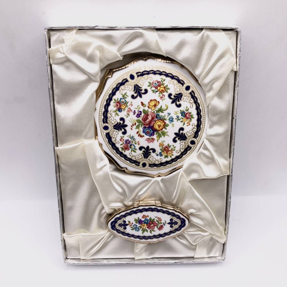 Yahoo!オークション -「コンパクトミラー ストラットン」の落札相場