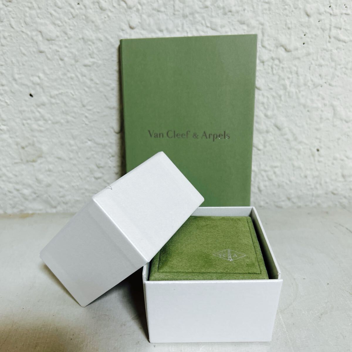 Yahoo!オークション -「van cleef 空箱」(ヴァンクリーフ＆アーペル
