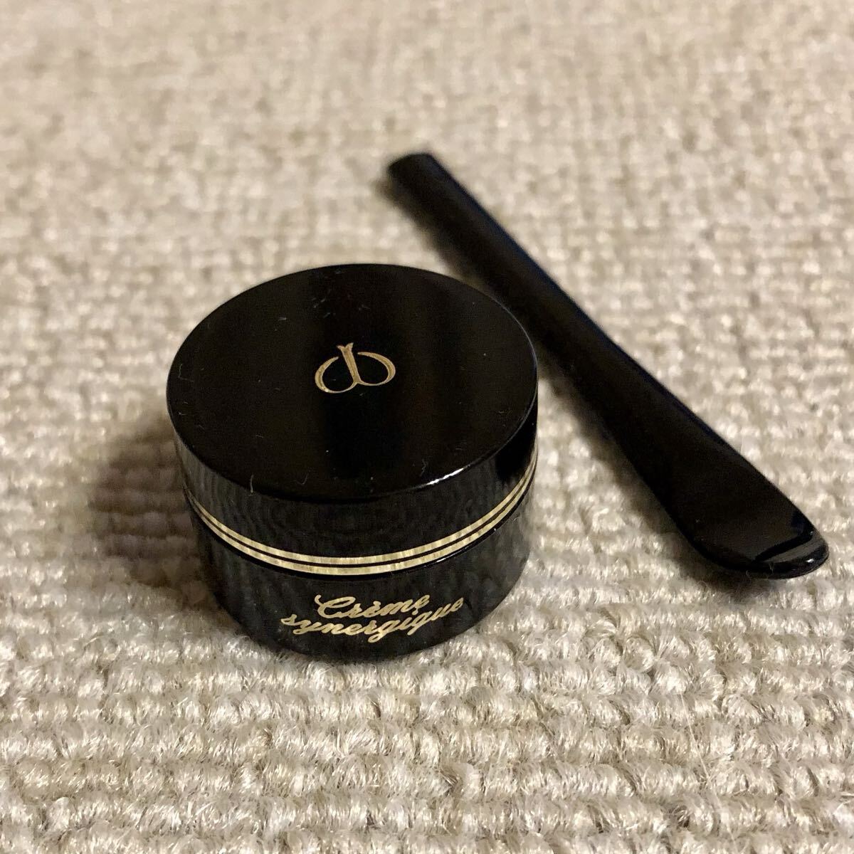 Yahoo!オークション -「シネルジック」(クレ・ド・ポー ボーテ