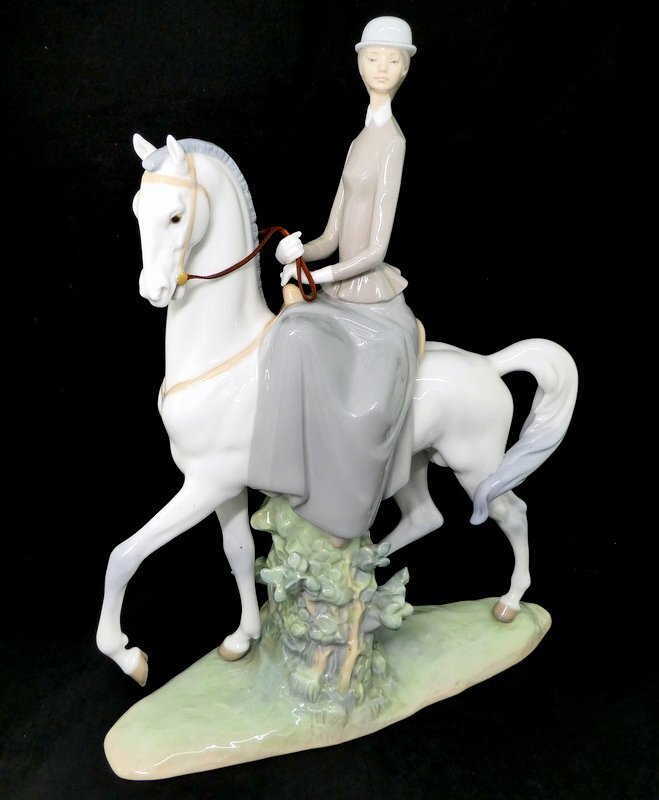 Yahoo!オークション -「リヤドロ 白い馬の少女」の落札相場・落札価格