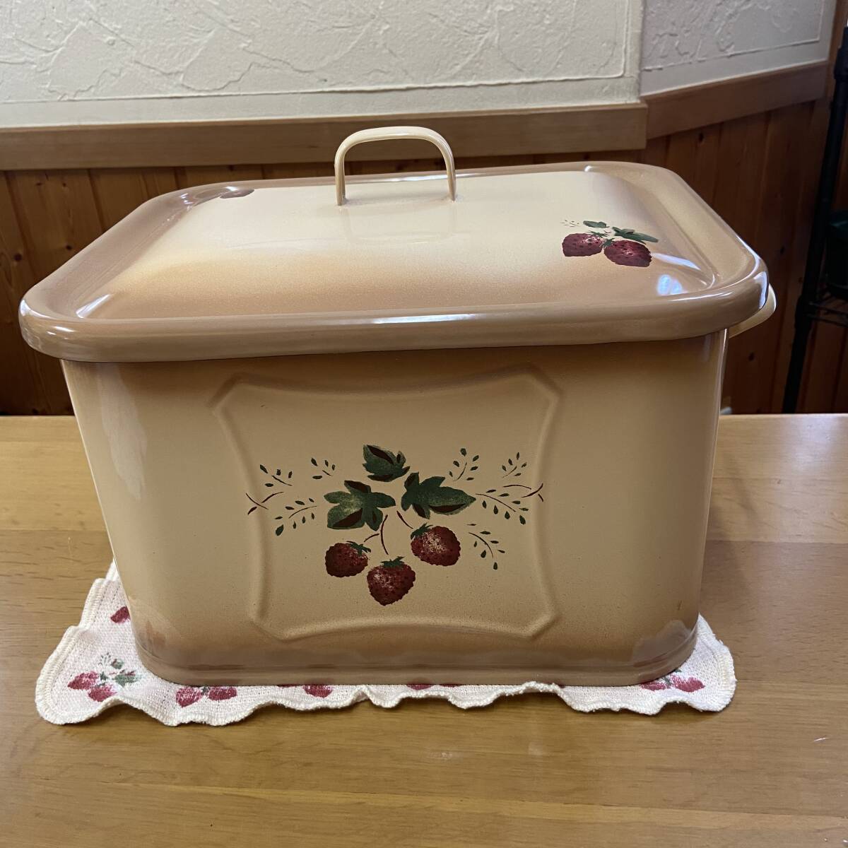 希少レア 旧イマン ダイアナローズボックス缶ホーロー花柄雑貨