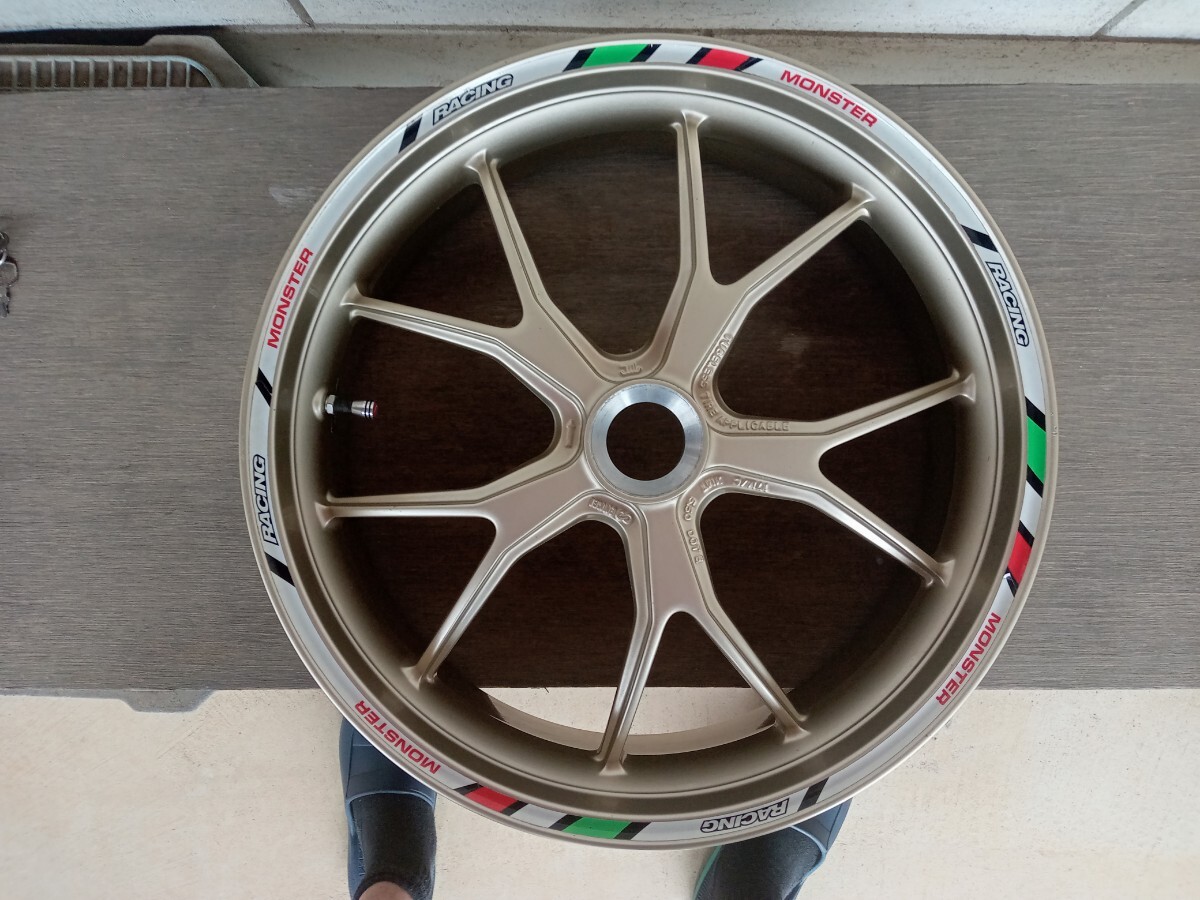 Yahoo!オークション -「nsr250 mc28 リアホイール」の落札相場・落札価格