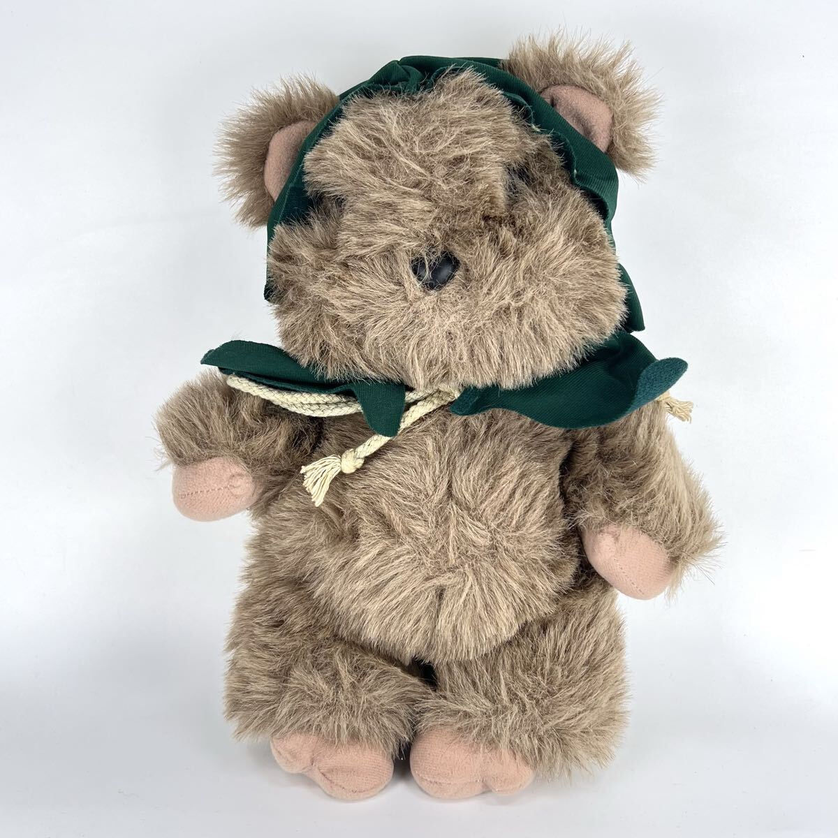 Yahoo!オークション -「スターウォーズ イウォーク ぬいぐるみ」の落札