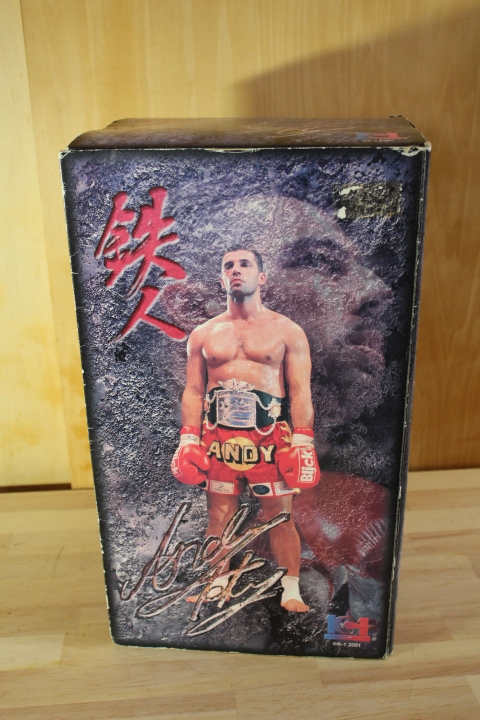 アンディ・フグ メモリアルスタチューフィギュア アンディ・フグ