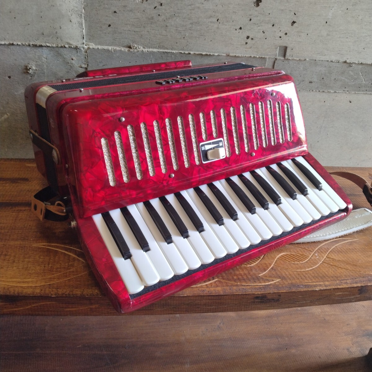 Yahoo!オークション -「s32」(アコーディオン) (鍵盤楽器)の落札相場
