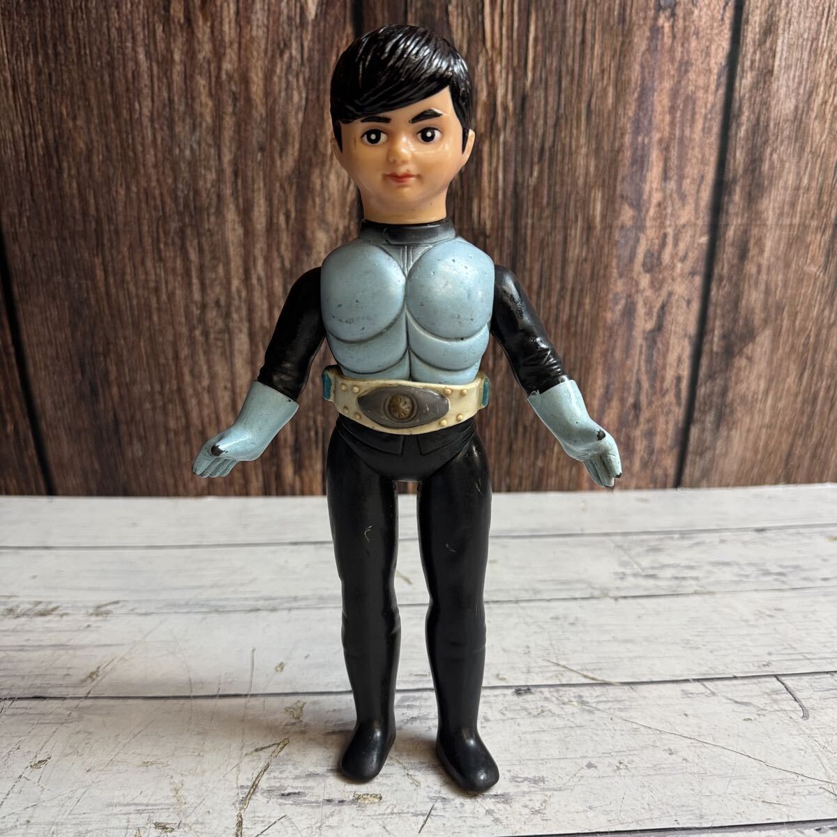 Yahoo!オークション -「仮面ライダー 面取れソフビ」の落札相場・落札価格