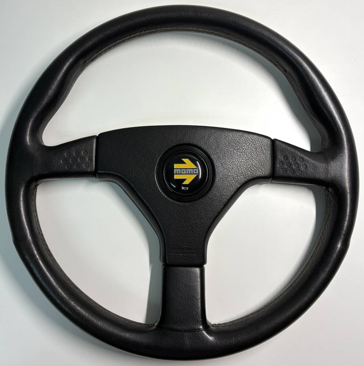 Yahoo!オークション -「ビート momoステアリング」の落札相場・落札価格