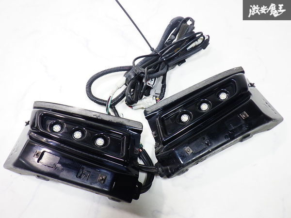 Yahoo!オークション -「ハイエース モデリスタ デイライト」(パーツ