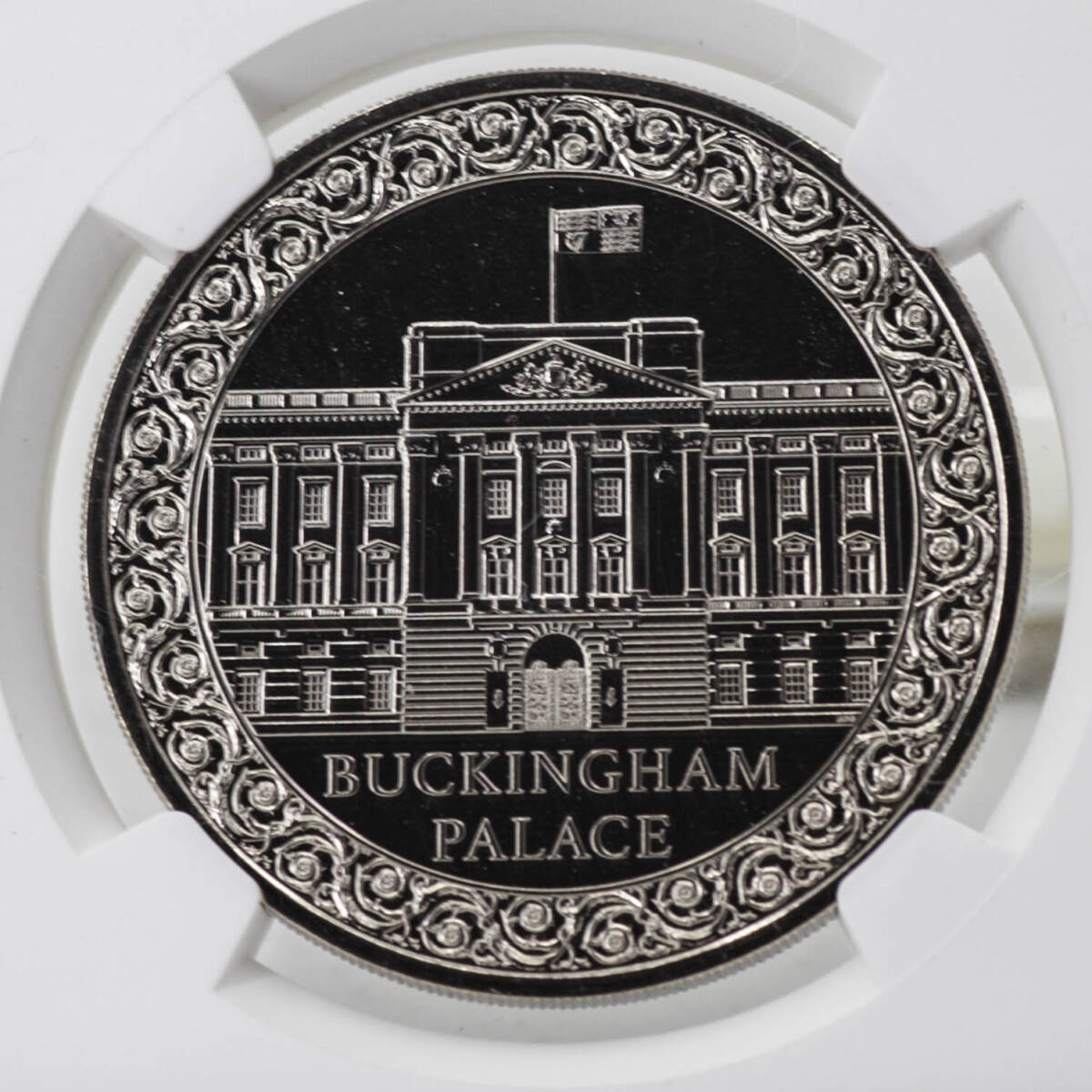 Yahoo!オークション -「バッキンガム宮殿」(硬貨) (貨幣)の落札相場