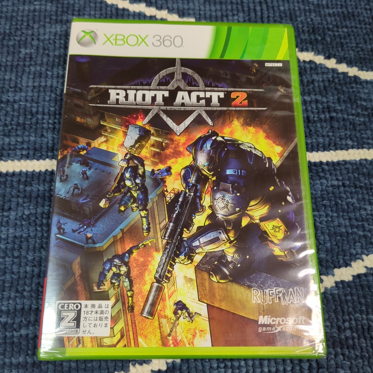 マイクロソフト ライオットアクト(Xbox 360 プラチナコレクション