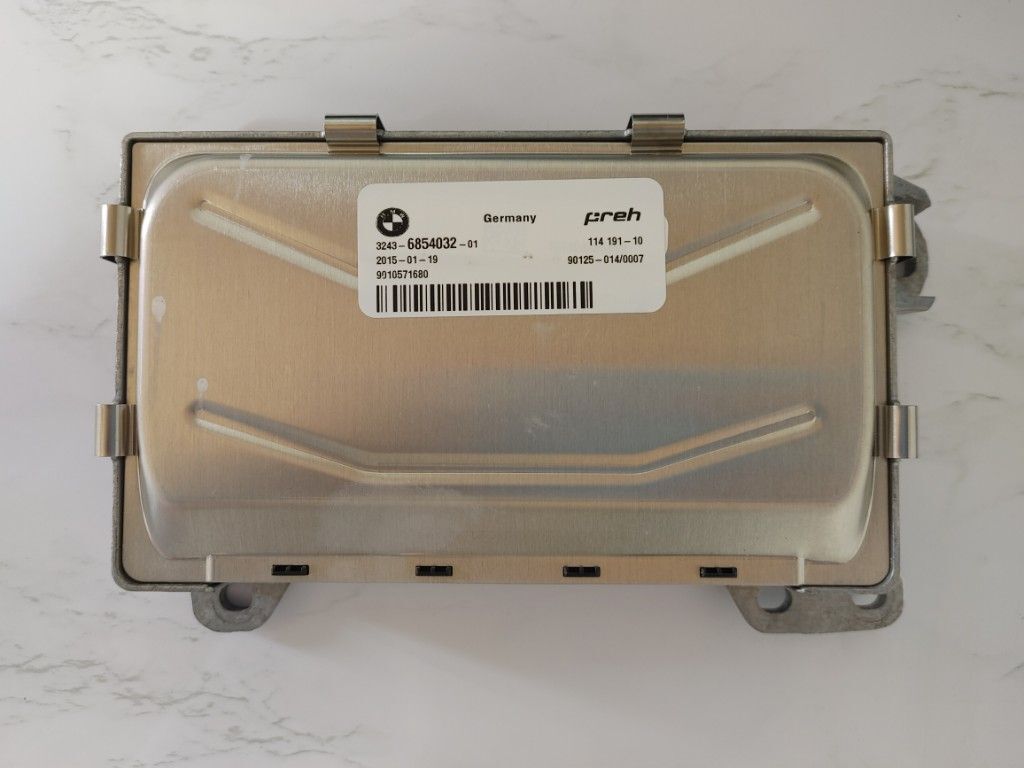 Yahoo!オークション -「bmw f10 f11」(BMW用) (コンピュータ)の落札