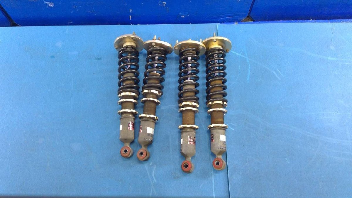 Yahoo!オークション -「jzx100 車高調 cst」の落札相場・落札価格