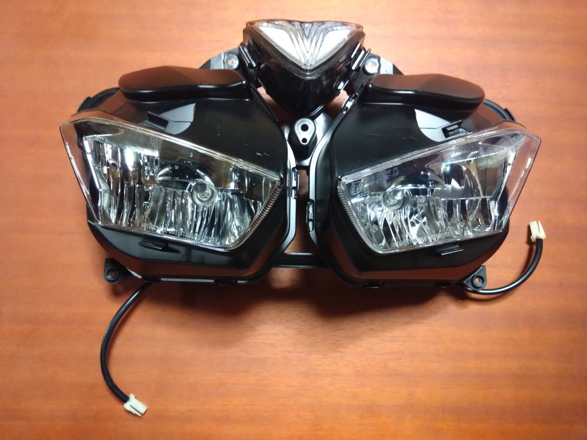 Yahoo!オークション -「yzf r25」(ヘッドライト) (純正品)の落札相場