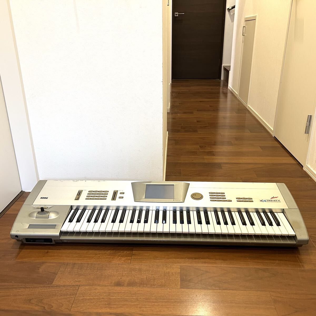 Yahoo!オークション -「korg trinity plus」の落札相場・落札価格