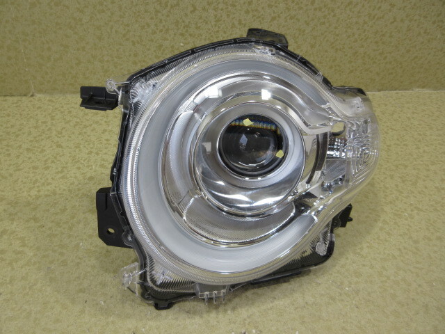 Yahoo!オークション -「スズキ クロスビー 純正」(ヘッドライト