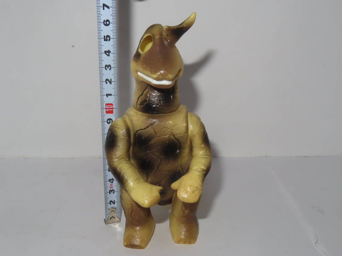 Yahoo!オークション -「エレキング ソフビ」(ビンテージ) の落札相場