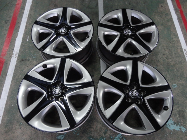 Yahoo!オークション -「プリウス50 アクセントピース」(17インチ