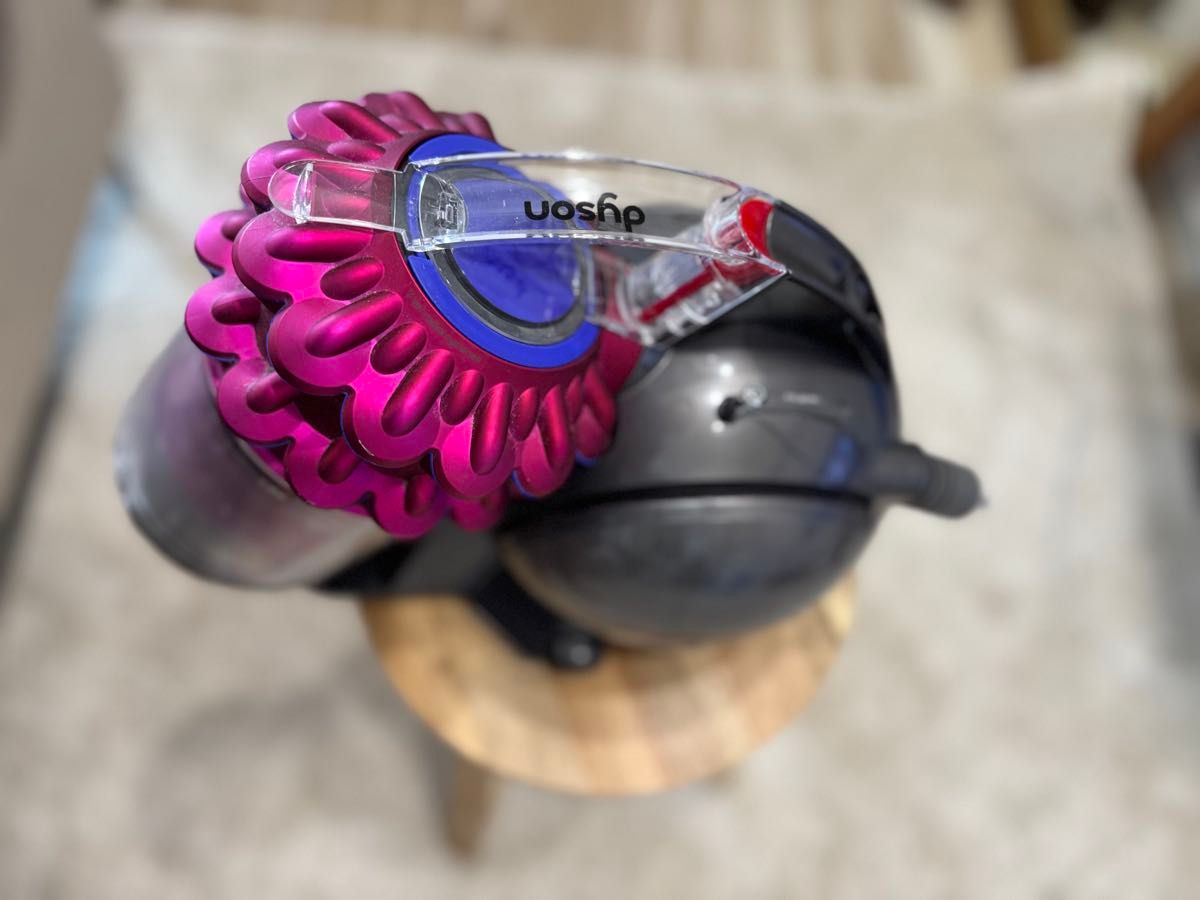 新品未使用】Dyson V4 Digital Fluffy+ 廃盤モデル キャニスター 掃除