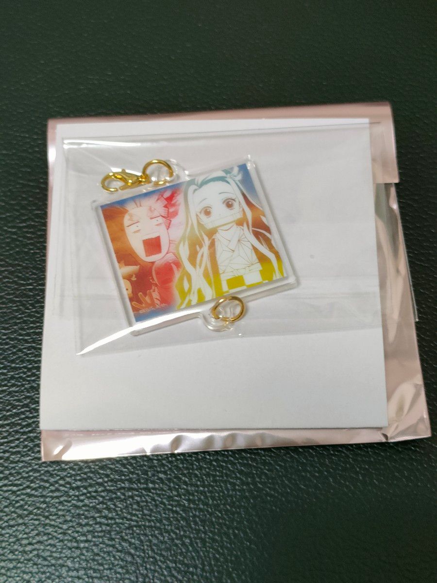 新品未開封 鬼滅の刃 カフェ 隊士百景 絆 アクリルチャーム 我妻善逸