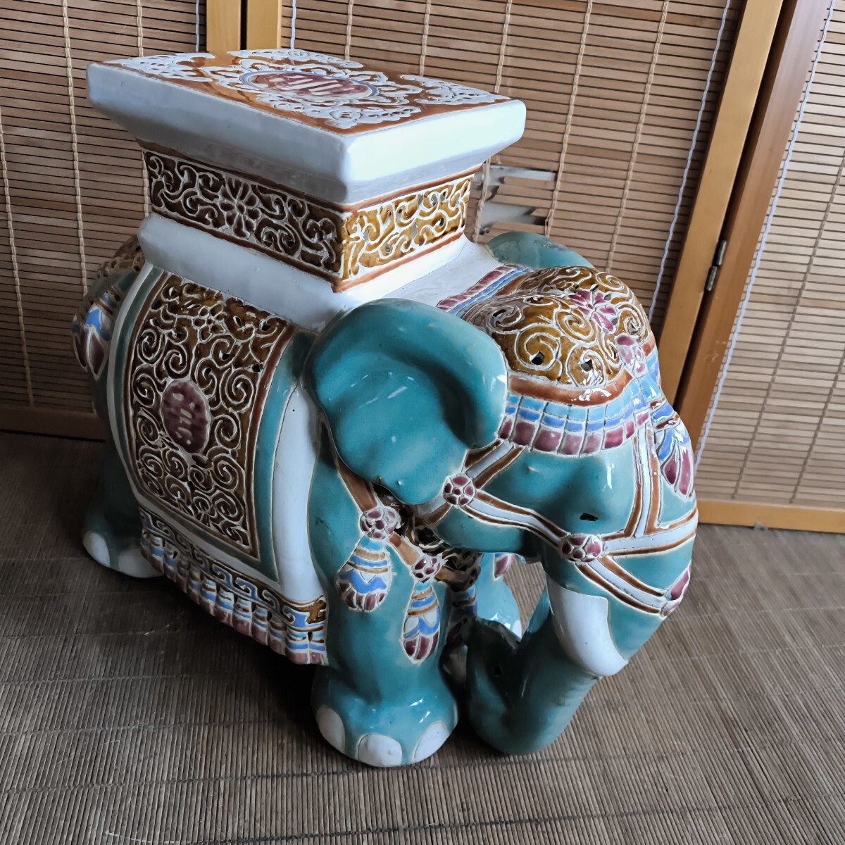 Yahoo!オークション -「象陶器置物」の落札相場・落札価格