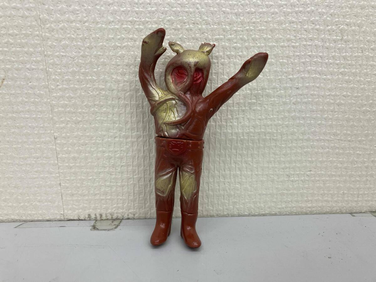 Yahoo!オークション -「トリカブト ソフビ」の落札相場・落札価格