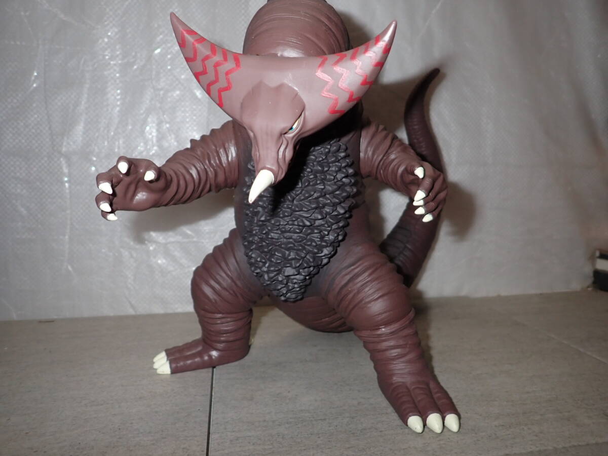 Yahoo!オークション -「ビッグ」(ゴモラ) (怪獣、宇宙人)の落札相場