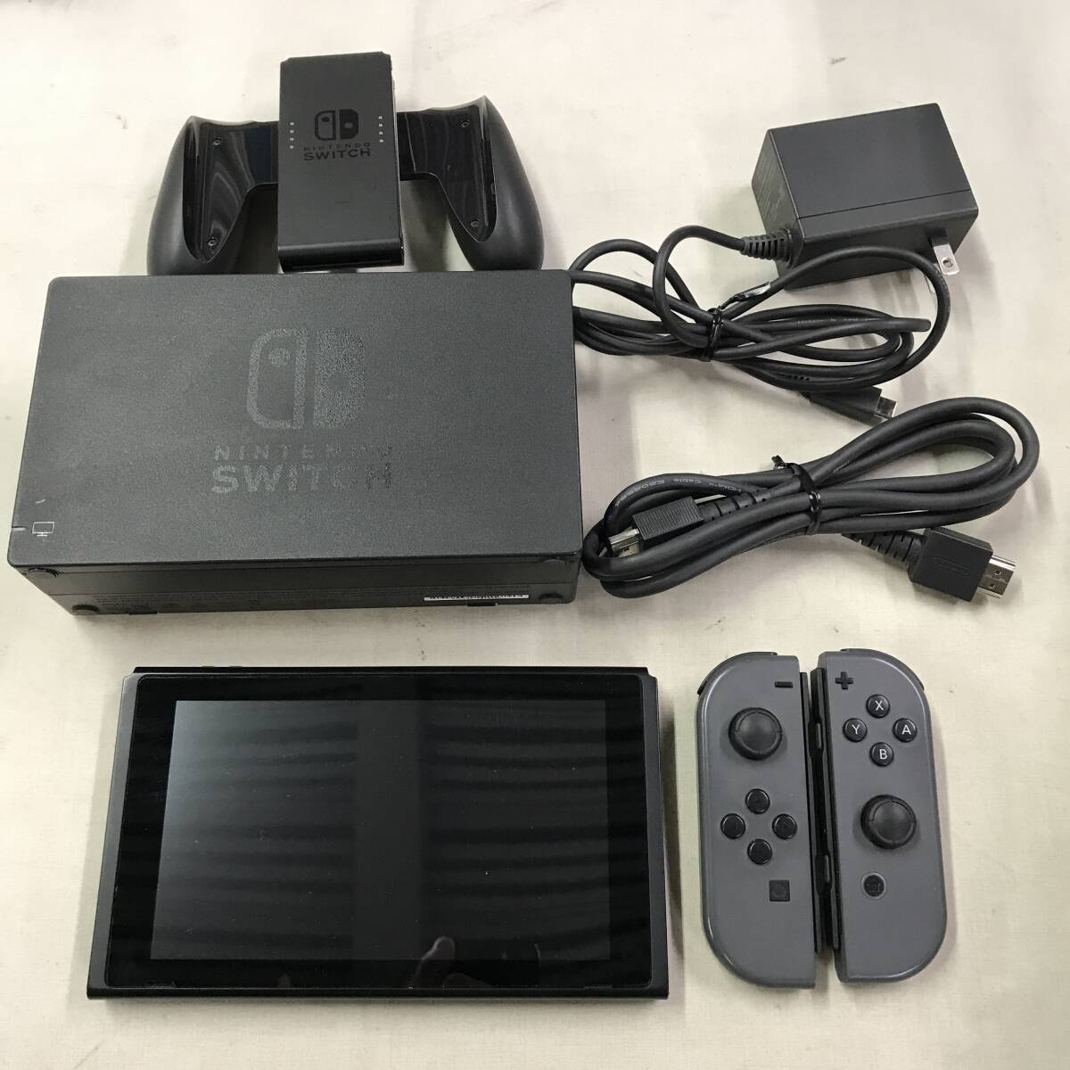 Yahoo!オークション -「旧型モデル」(ニンテンドースイッチ本体