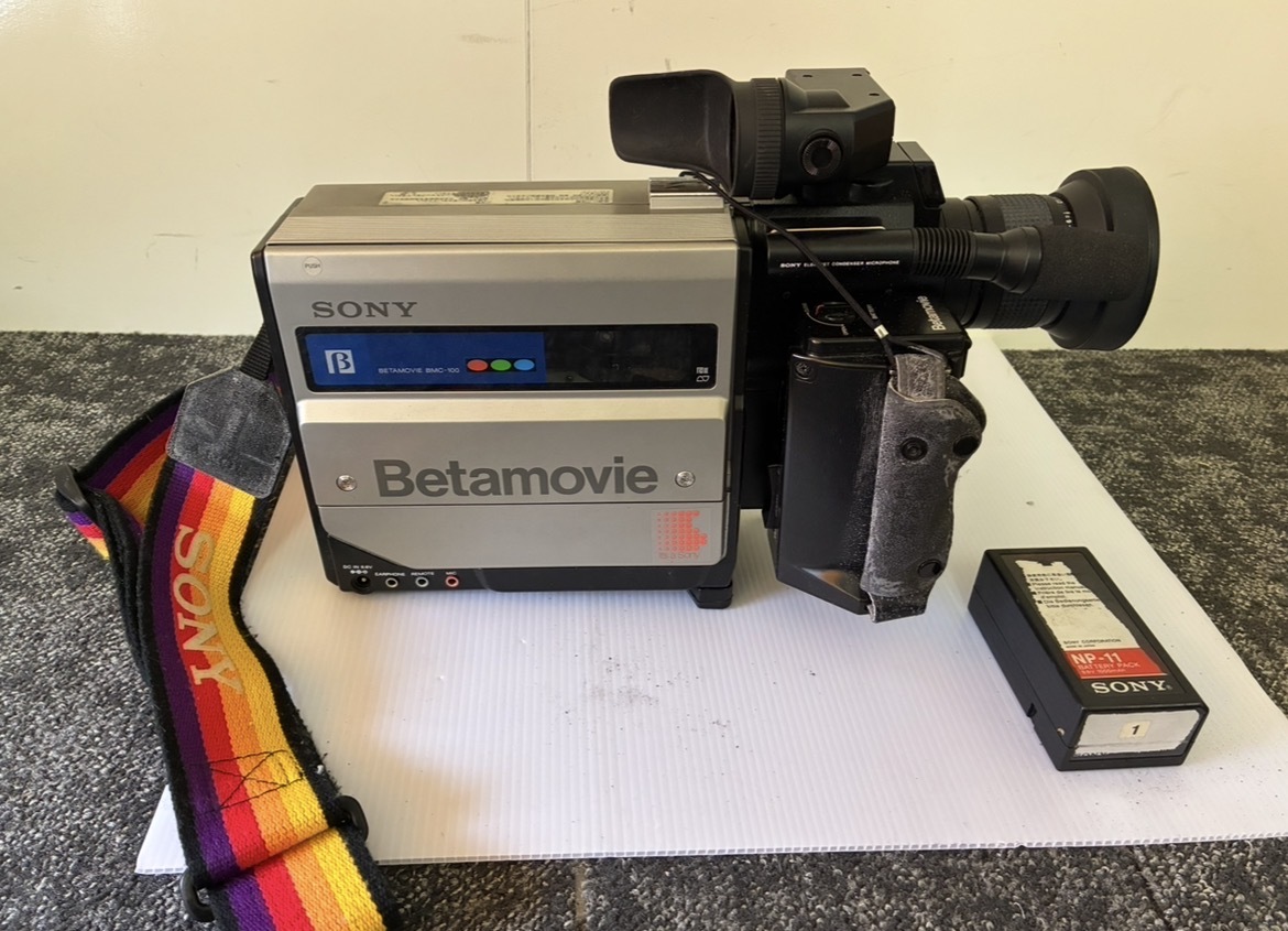 SONY ベータ ビデオカメラの値段と価格推移は？｜10件の売買データから