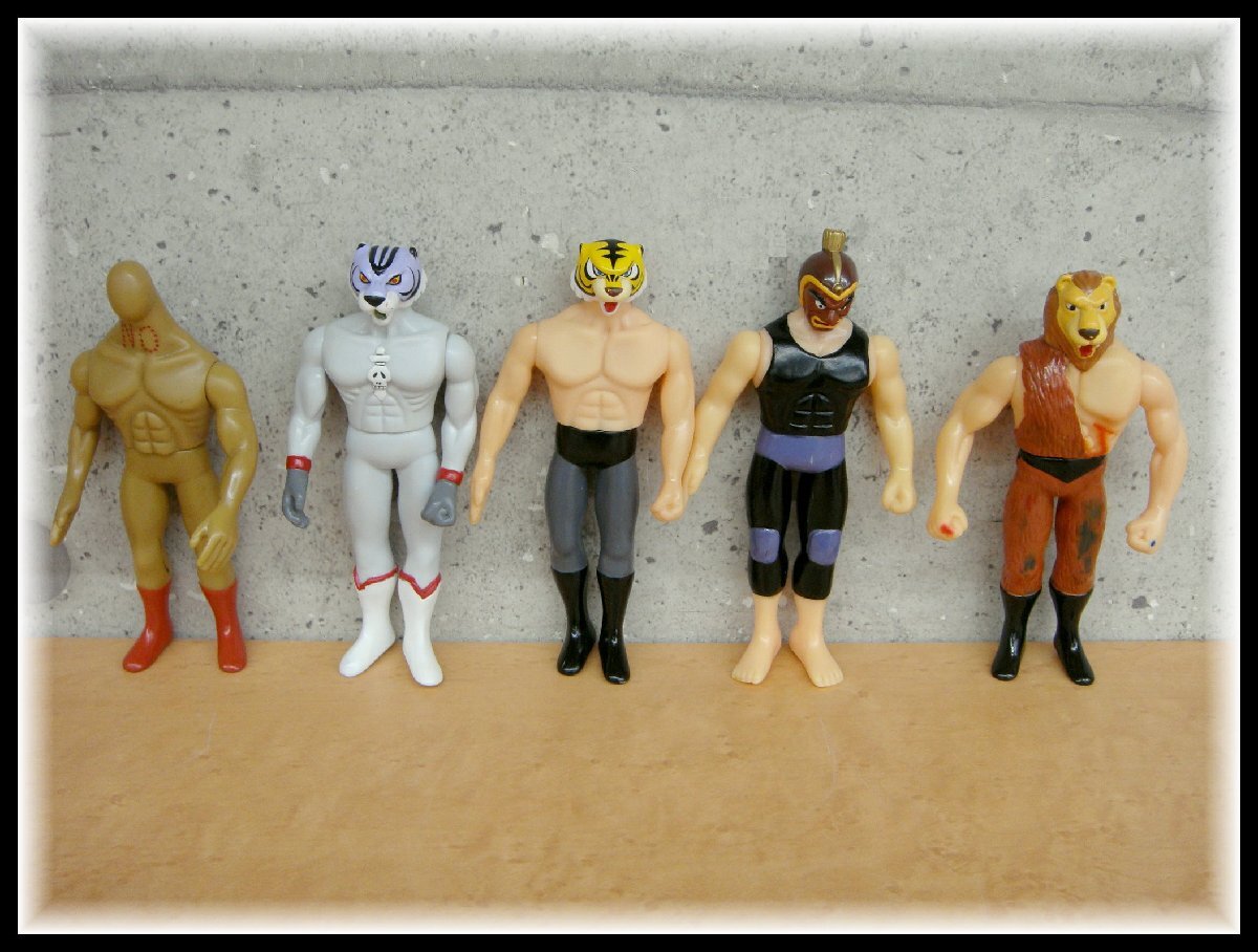 Yahoo!オークション -「タイガーマスク ソフビ」(フィギュア) の落札