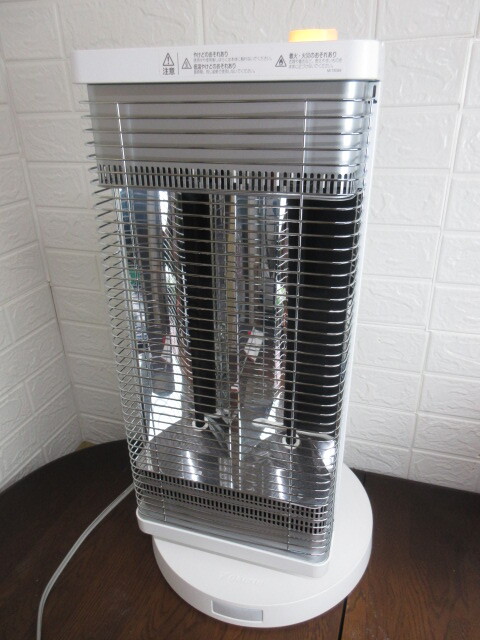 ダイキン セラムヒート ERFT11VS-W [マットホワイト] オークション比較