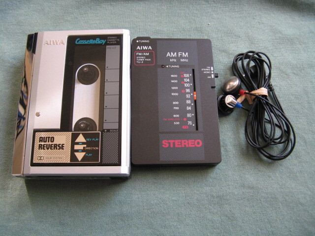Yahoo!オークション -「aiwa hs u7」(カセットプレーヤー) (ポータブル