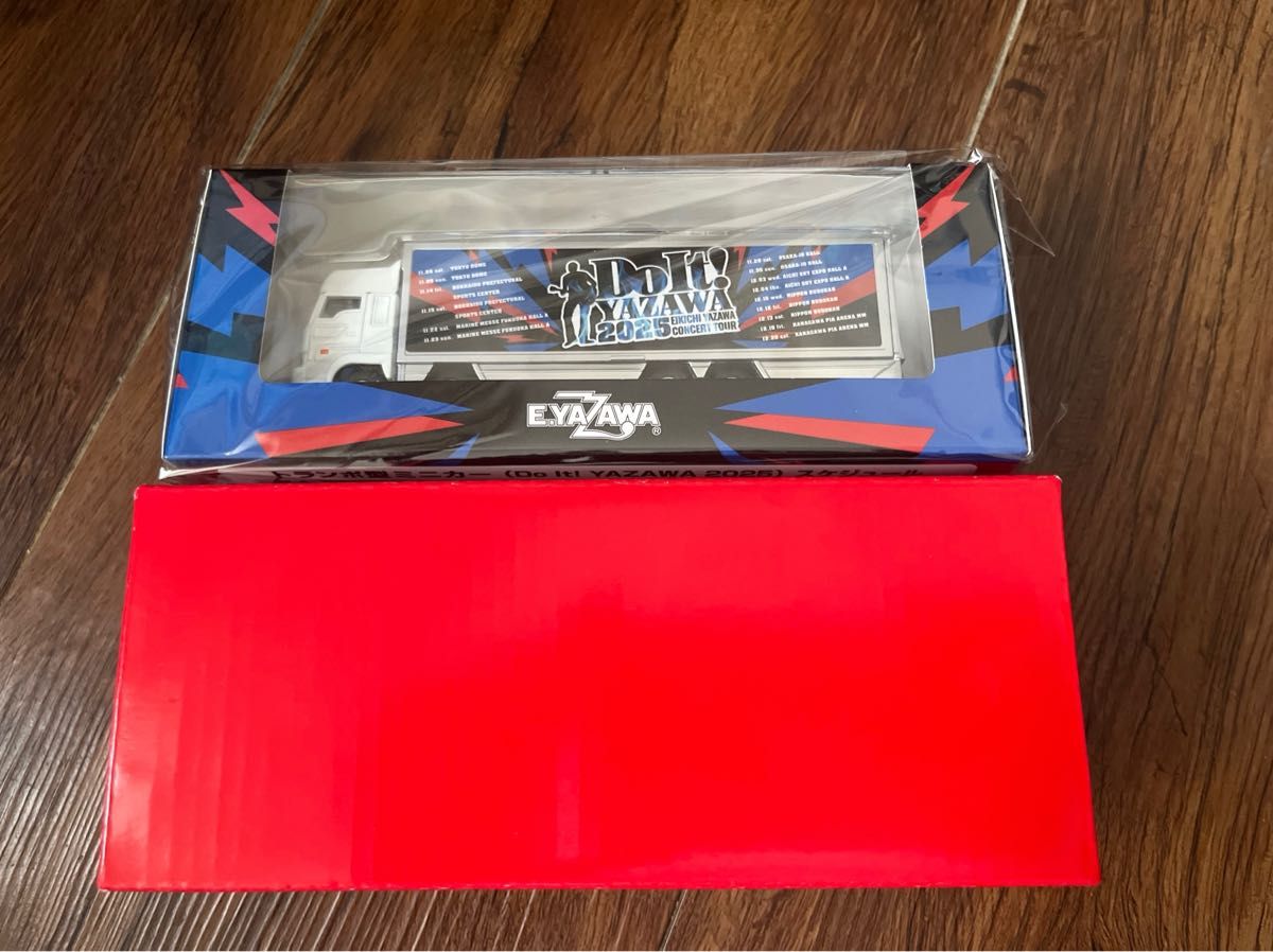 矢沢永吉 トランポ型ミニカー(Do It YAZAWA2025)東京ドーム限定｜Yahoo