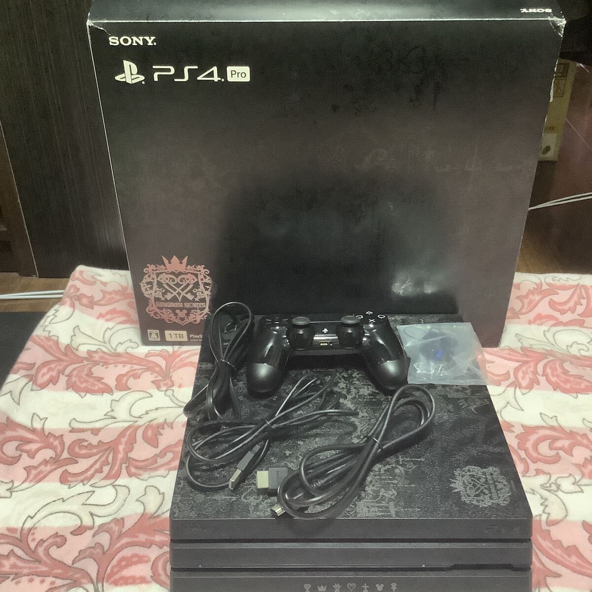 Yahoo!オークション -「playstation4 pro kingdom hearts iii limited