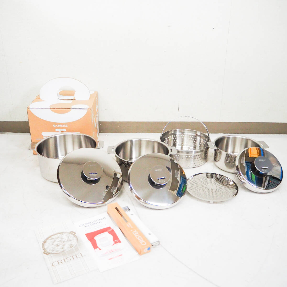 Yahoo!オークション -「クリステル」(鍋) (調理器具)の落札相場・落札価格