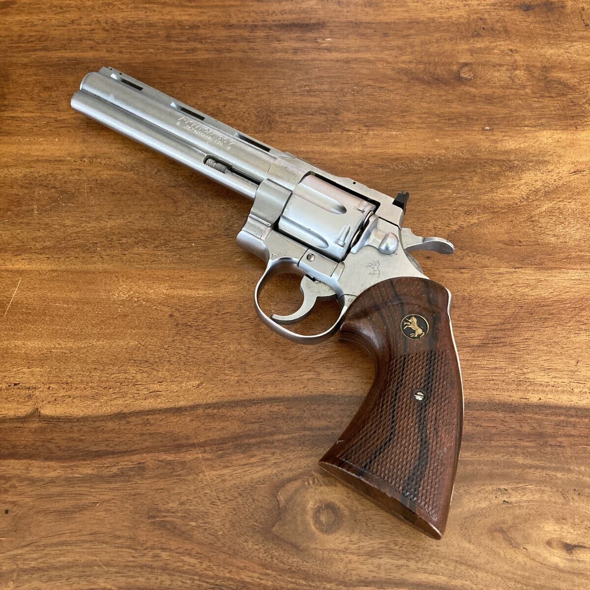 Yahoo!オークション -「コクサイ colt python 357」の落札相場・落札価格