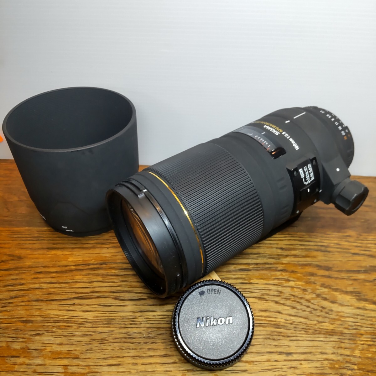 シグマ APO MACRO 180mm F3.5 EX DG/HSM (ｼｸﾞﾏ AF) オークション比較