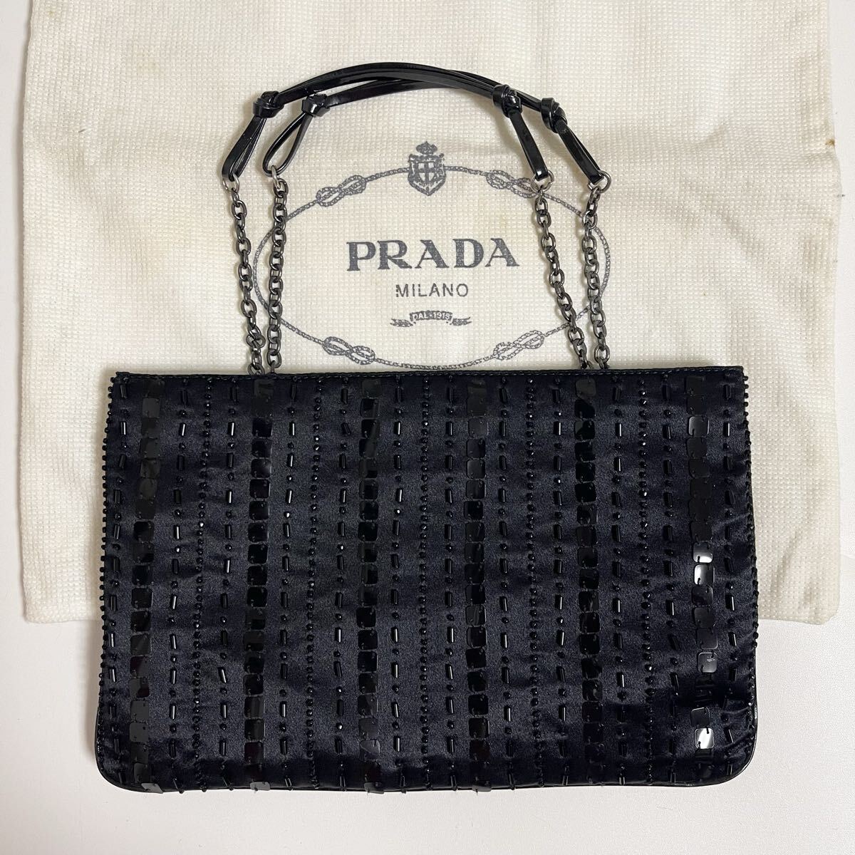 Yahoo!オークション -「プラダ アクセサリーポーチ」の落札相場・落札価格