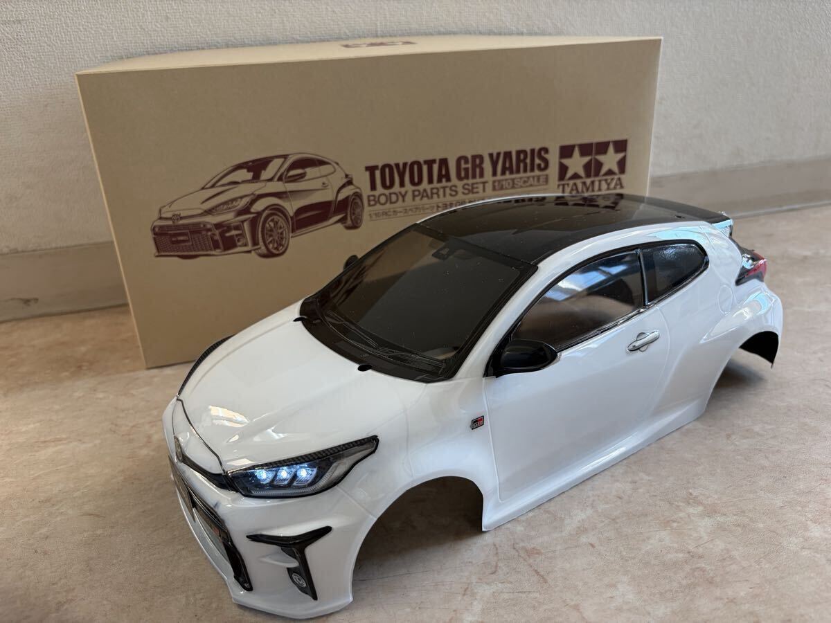 Yahoo!オークション -「ヤリスgr」(ボディ) (パーツ)の落札相場・落札価格