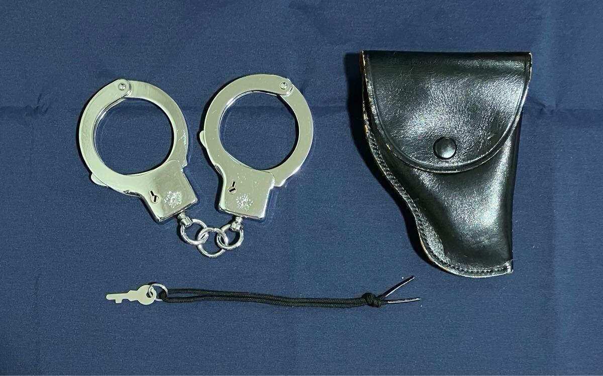 Yahoo!オークション -「手錠」の落札相場・落札価格