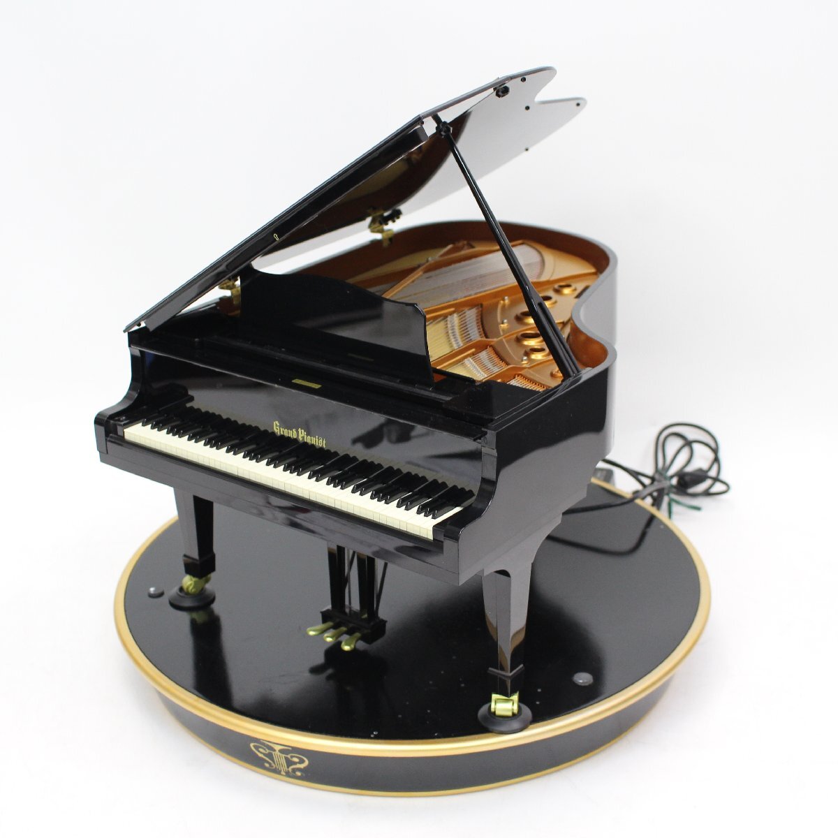 Yahoo!オークション -「グランドピアニスト セガトイズ」の落札相場