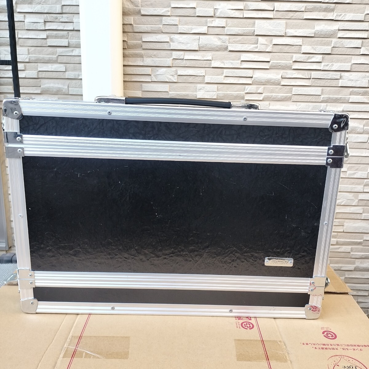 Yahoo!オークション -「アルモア ハードケース」の落札相場・落札価格