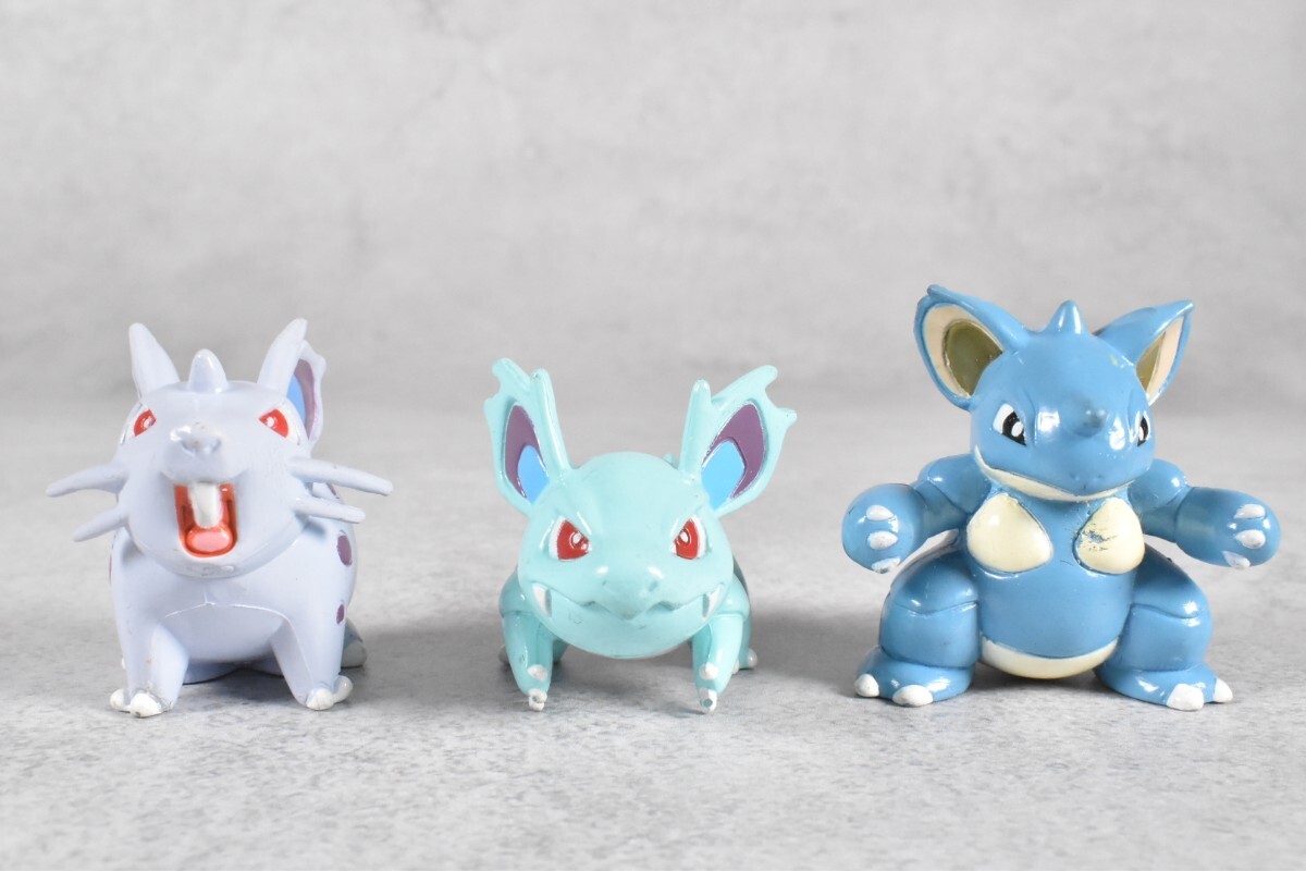 Yahoo!オークション -「ニドクイン モンコレ」の落札相場・落札価格