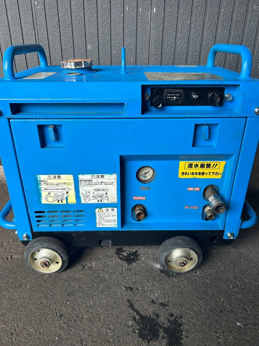 TK2 ツルミ セル付きエンジン高圧洗浄機防音 ガン・高圧ホース・給排水