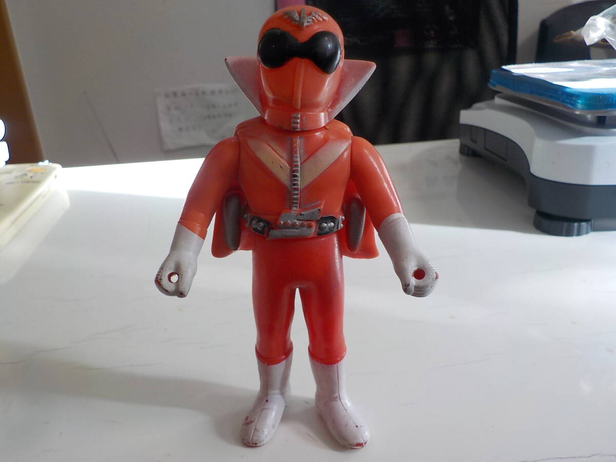 Yahoo!オークション -「アカレンジャー ソフビ」(ソフビ) (ビンテージ
