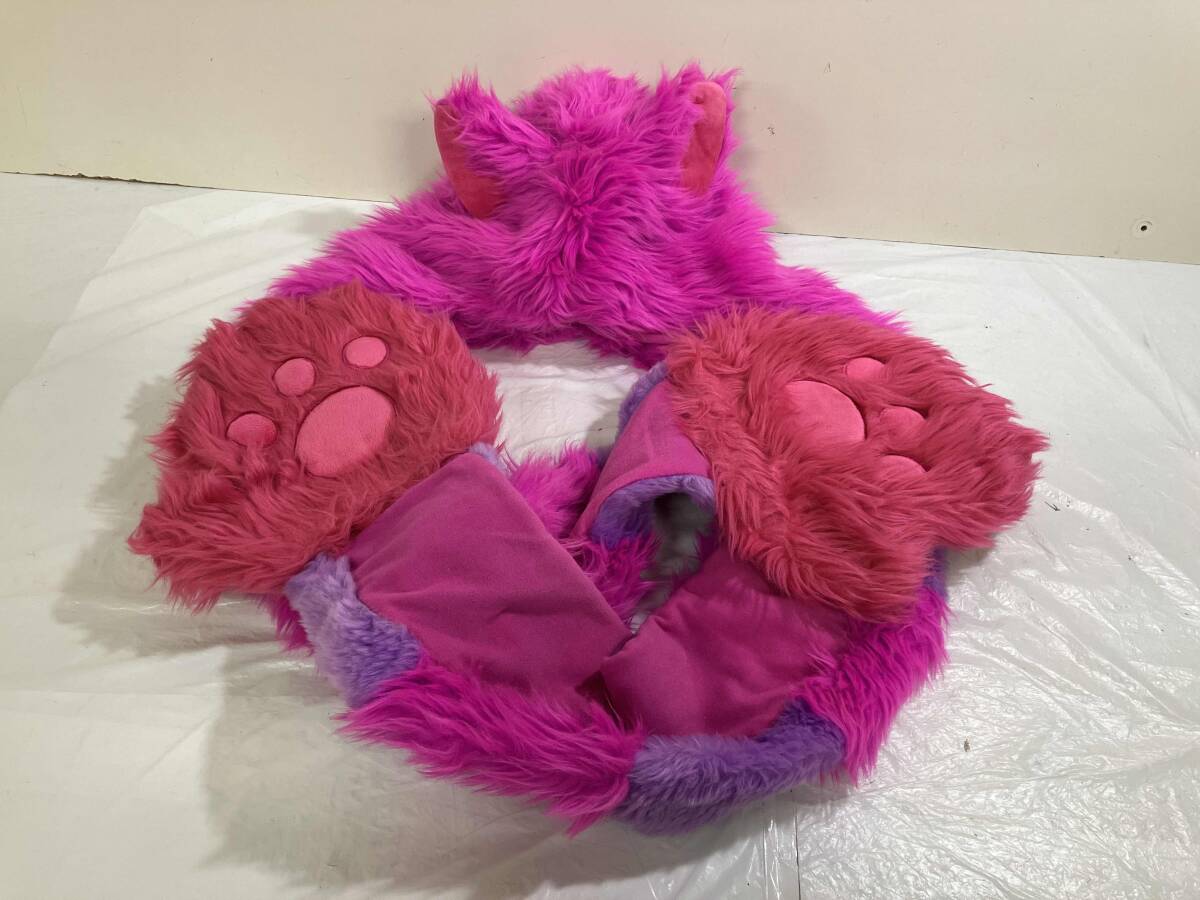 Yahoo!オークション -「チェシャ猫 マフラー」(ディズニー) の落札相場