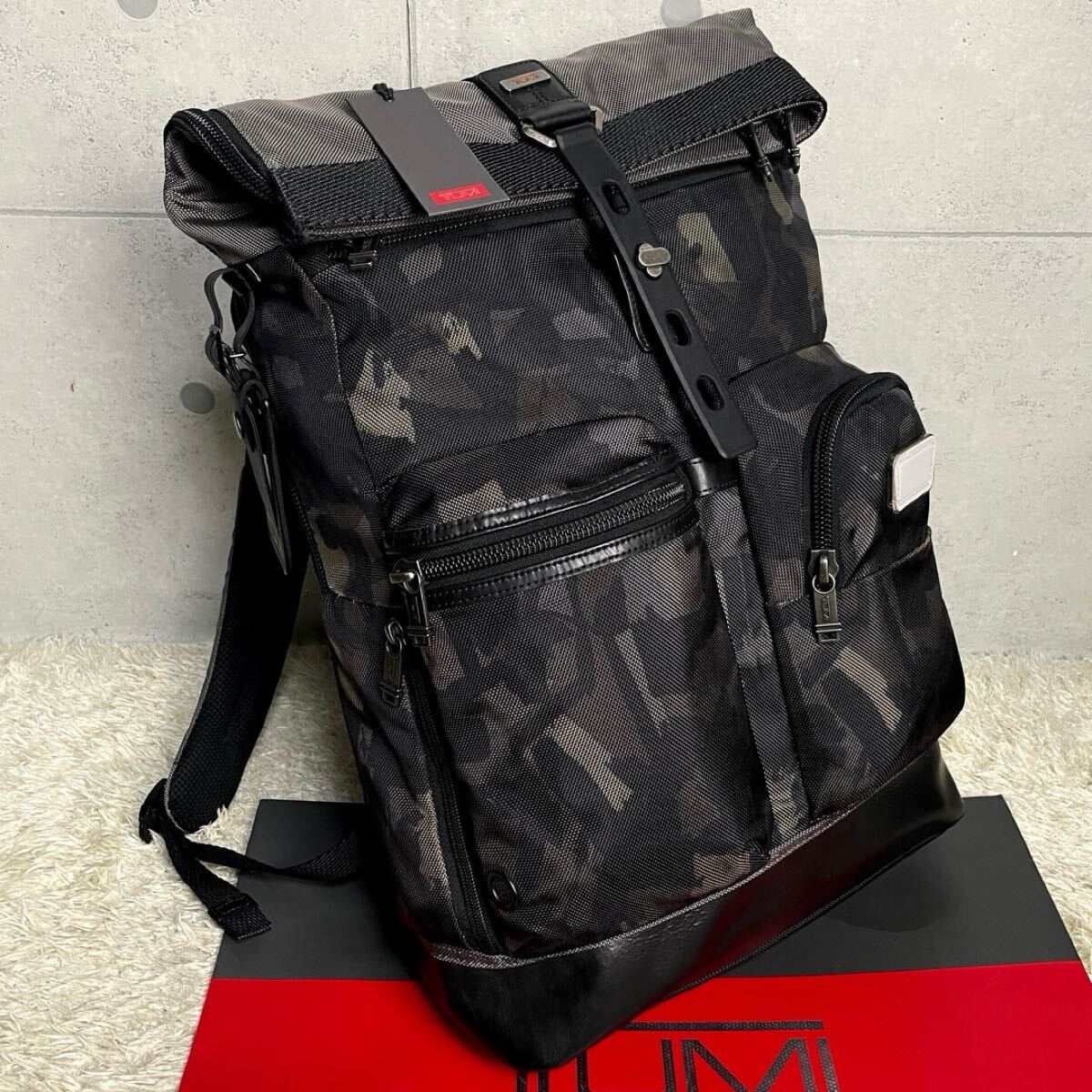 Yahoo!オークション -「カモフラ」(トゥミ) (と)の落札相場・落札価格