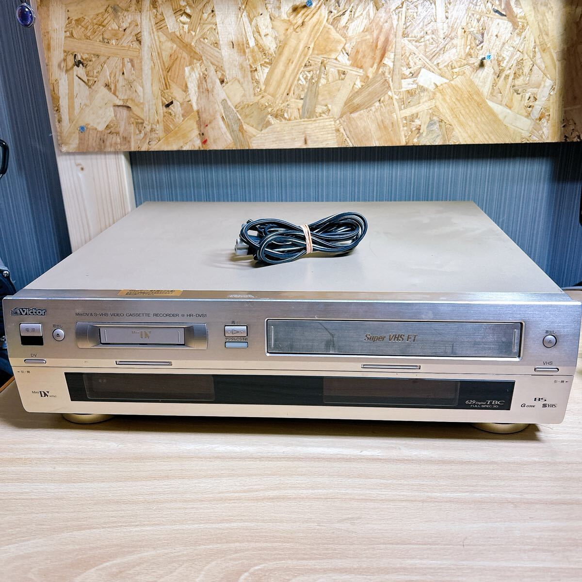 Yahoo!オークション -「s-vhs ビデオデッキ victor」の落札相場・落札価格