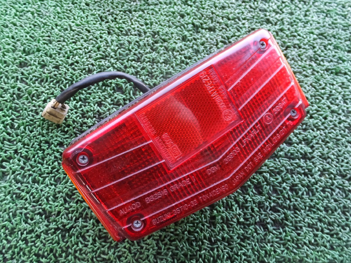 Yahoo!オークション -「gsx250e ゴキ」(テールランプ) (純正品)の落札